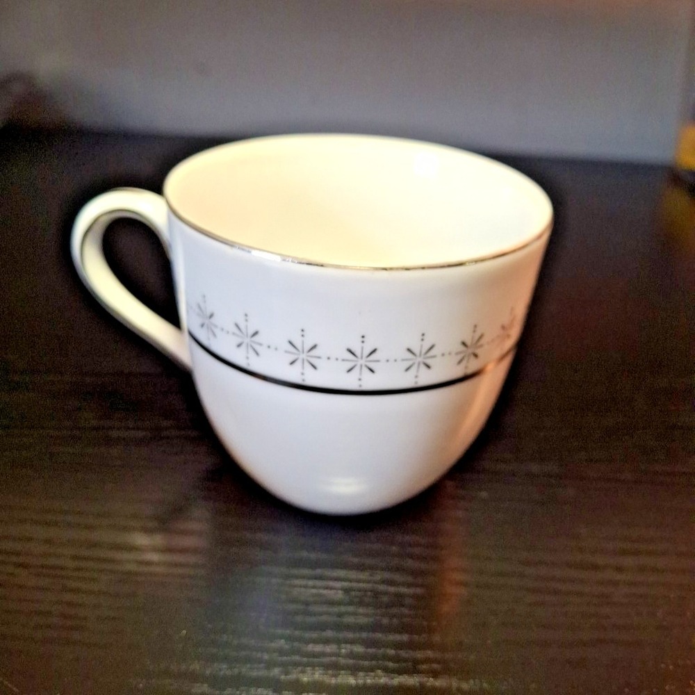 Vintage Sone China 1962 Ceramic Tea Cups With Starburst  Sliver Rim Set Of 2 Cup